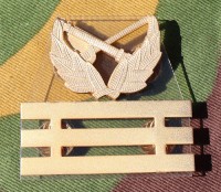 yu2612cs.jpg (56983 bytes)